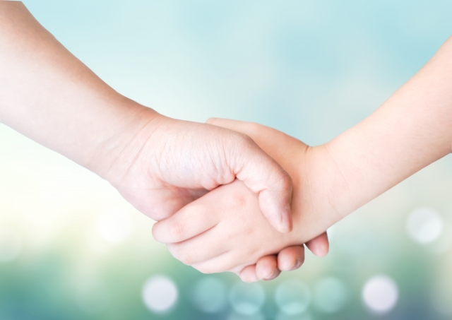 子供のコミュニケーション能力を高める方法！親子でできる簡単な遊び_コミュニケーション能力を高める方法