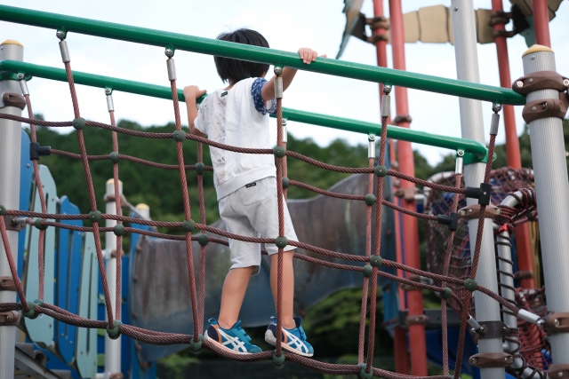 やってはいけないことをやってしまう子供の特徴は？親の接し方を解説_特徴